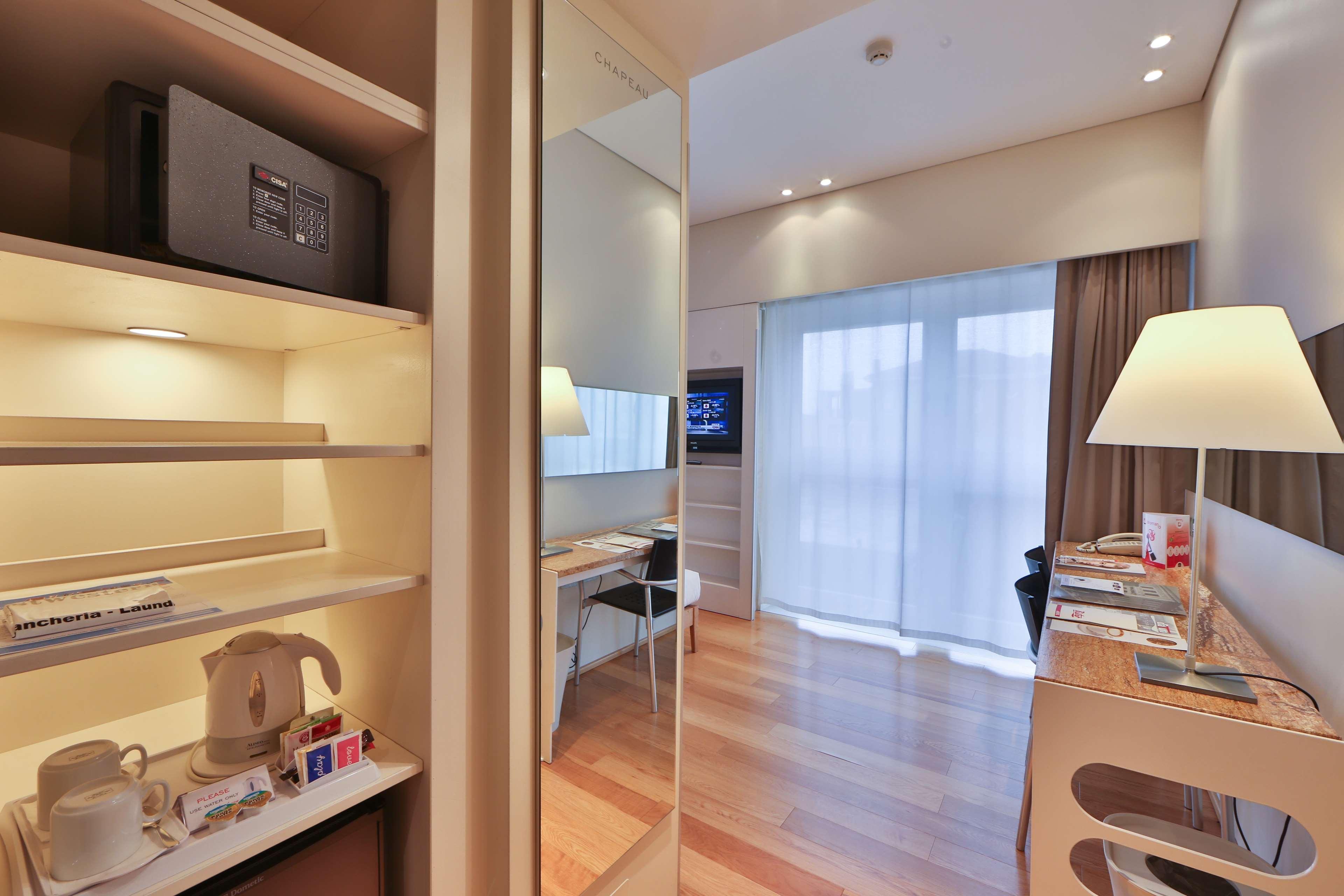 Hotel Western Bologna 4*