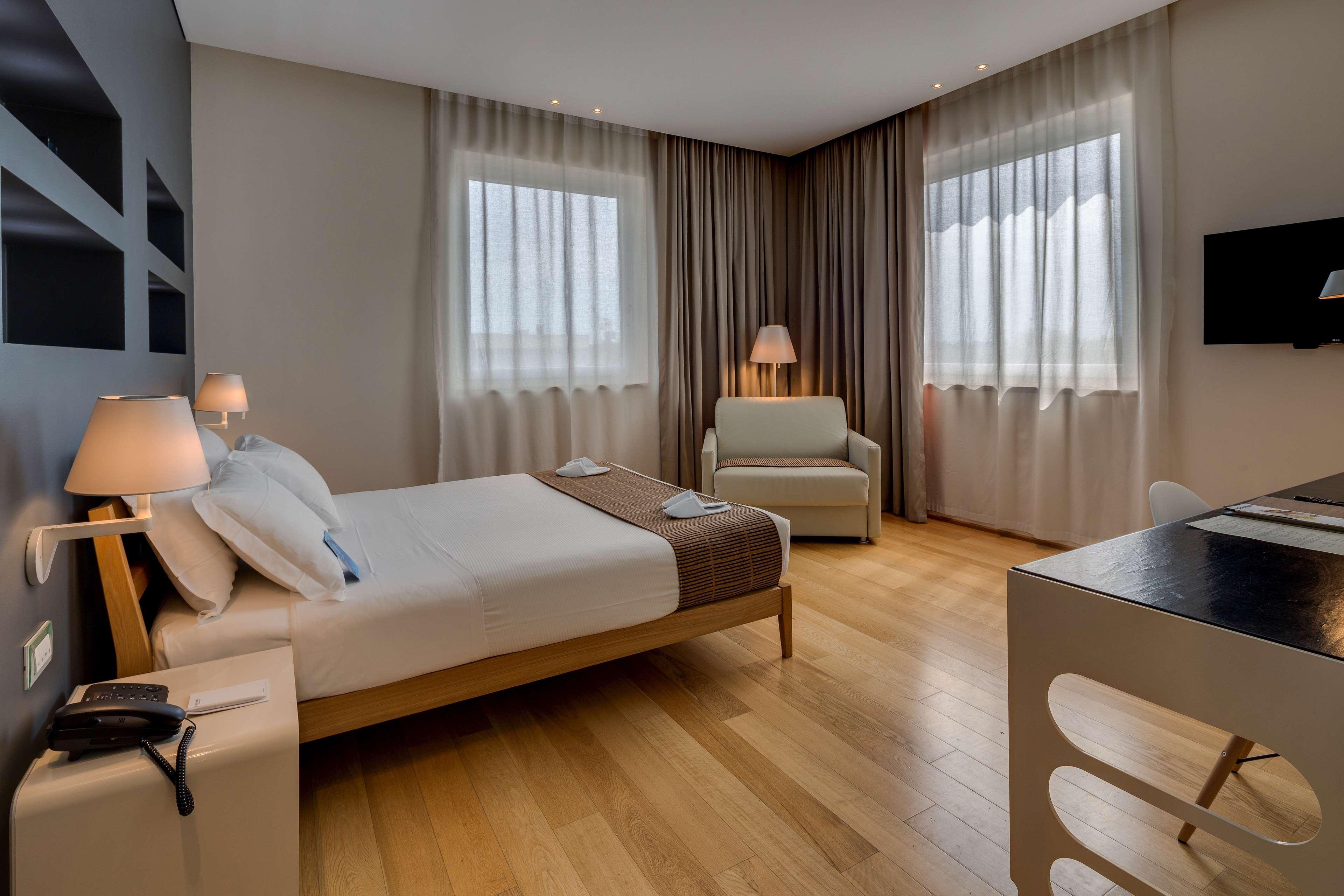 Hotel Western Bologna 4*