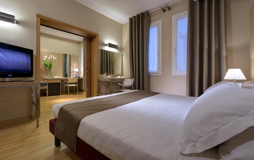 Hotel Western Bologna 4*