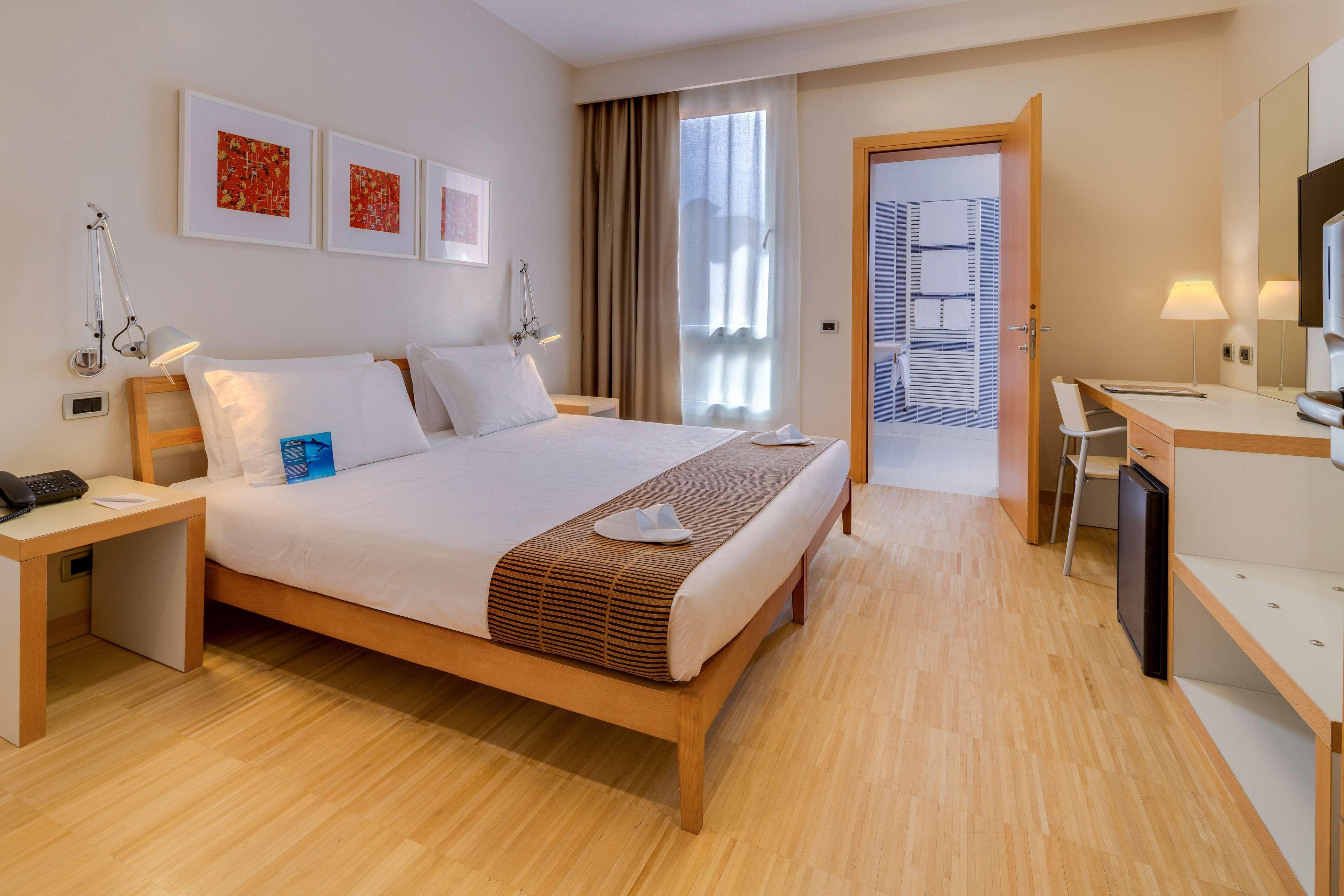 Best Western Plus Bologna Hotel 4*